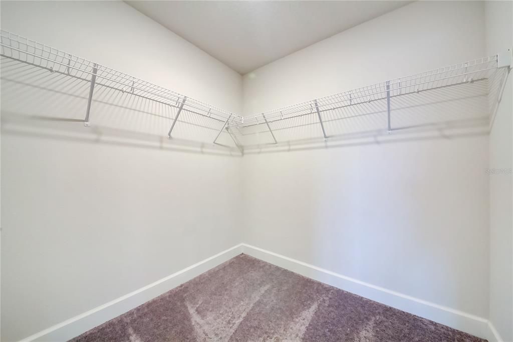 For Sale: $384,805 (3 beds, 2 baths, 1600 Square Feet)