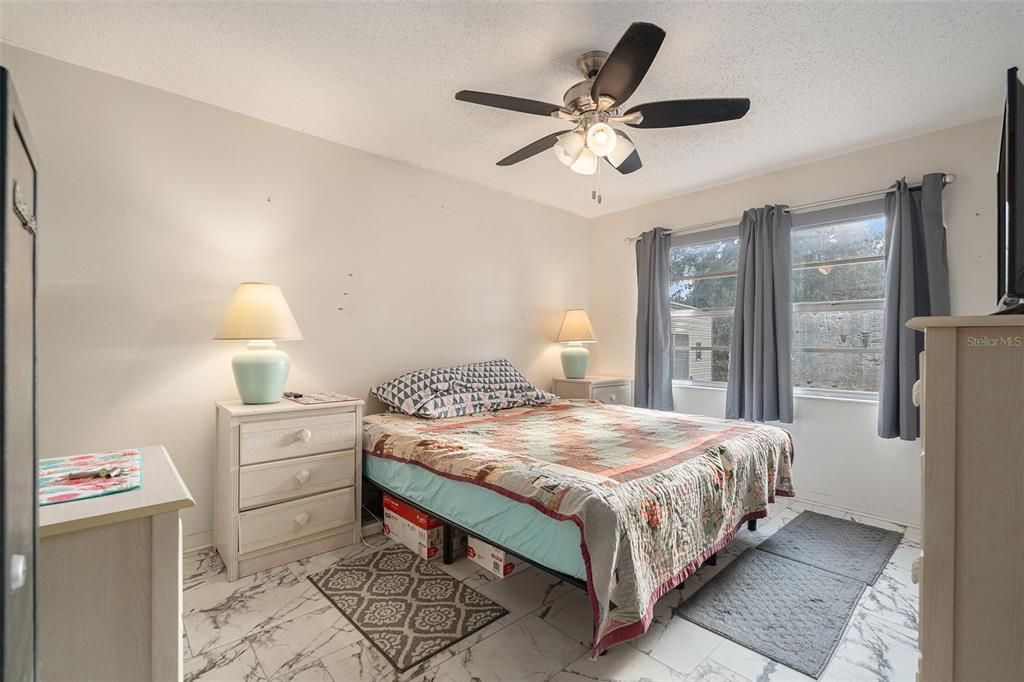 Active With Contract: $335,000 (4 beds, 2 baths, 1735 Square Feet)