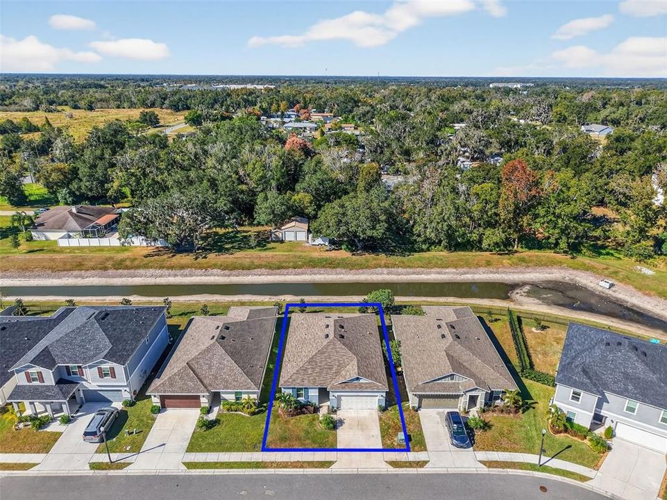 待售: $335,000 (4 贝兹, 2 浴室, 1696 平方英尺)