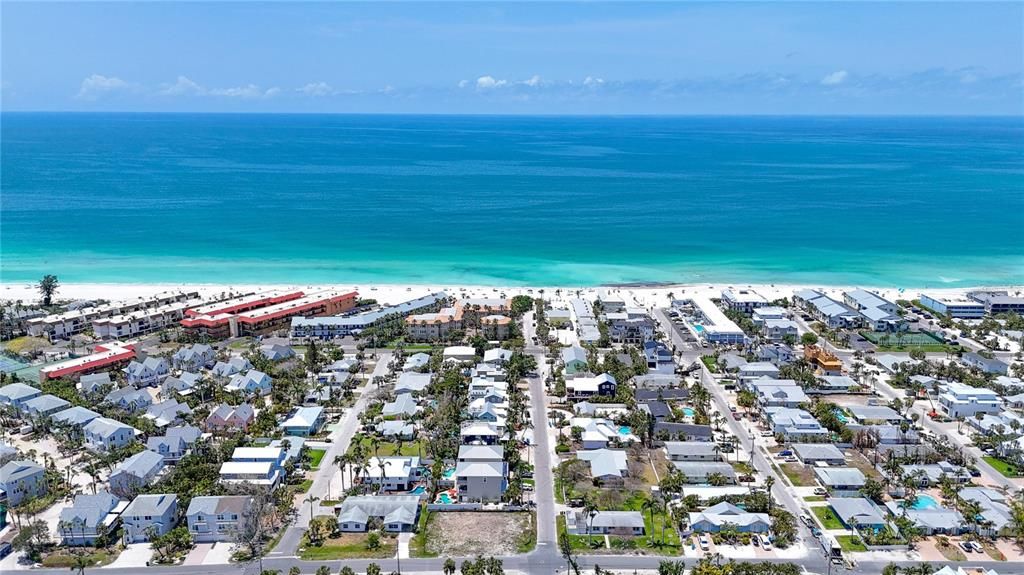 For Sale: $1,350,000 (0.14 acres)