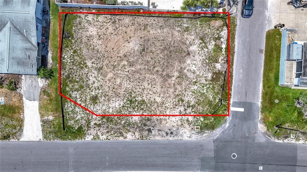 For Sale: $1,350,000 (0.14 acres)