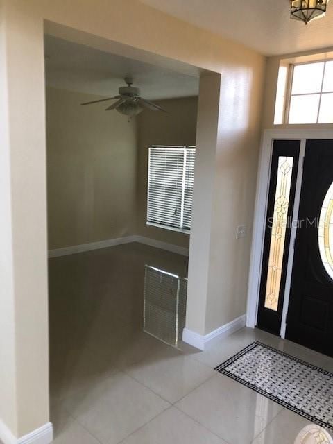 For Sale: $515,000 (7 beds, 4 baths, 2664 Square Feet)