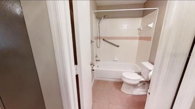 For Sale: $120,000 (1 beds, 1 baths, 480 Square Feet)