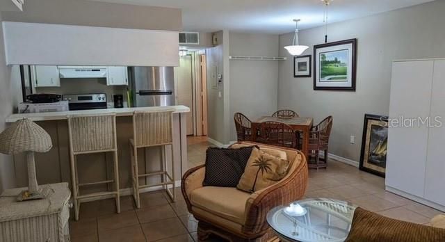 For Sale: $120,000 (1 beds, 1 baths, 480 Square Feet)