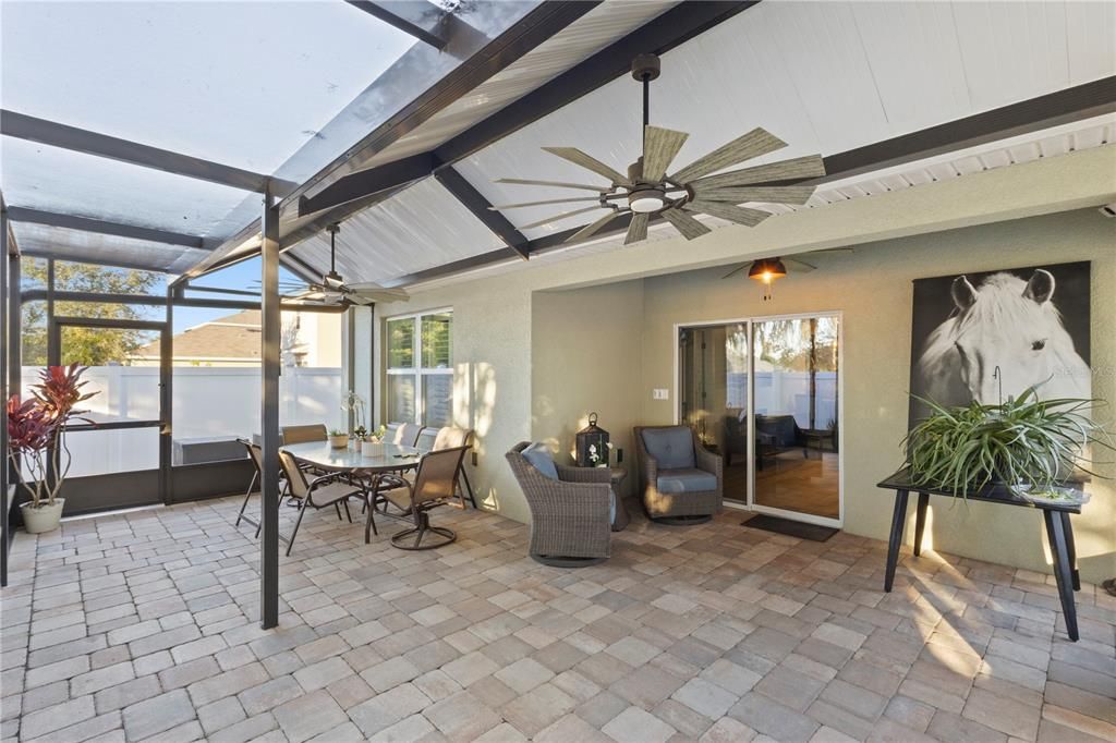 合同活跃: $359,900 (3 贝兹, 2 浴室, 1516 平方英尺)