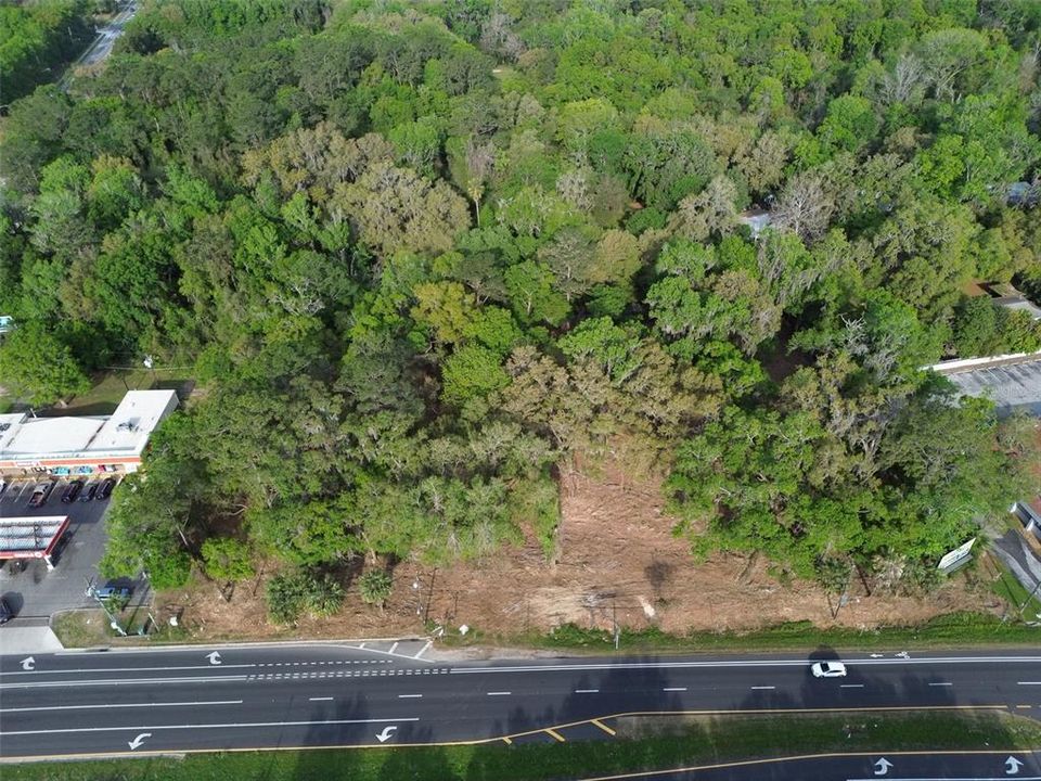 En Venta: $1,500,000 (2.26 acres)