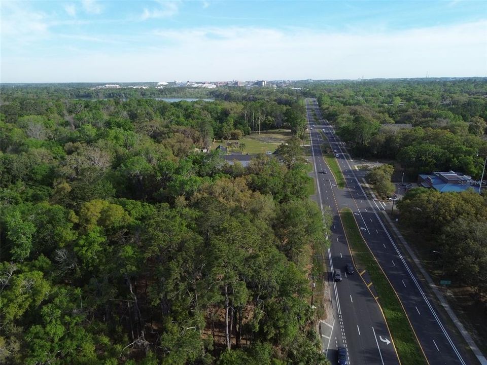 En Venta: $1,500,000 (2.26 acres)