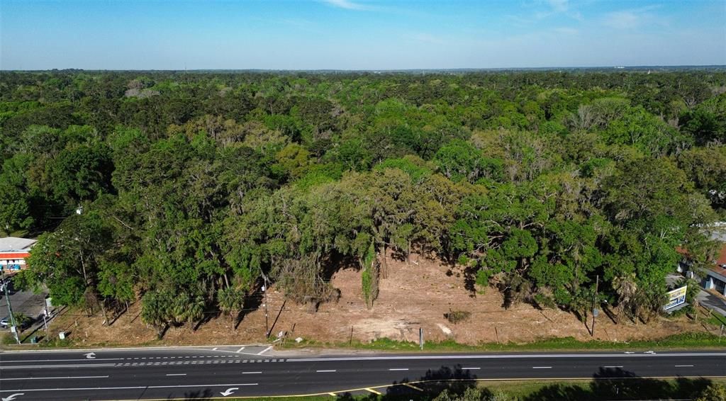 En Venta: $1,500,000 (2.26 acres)