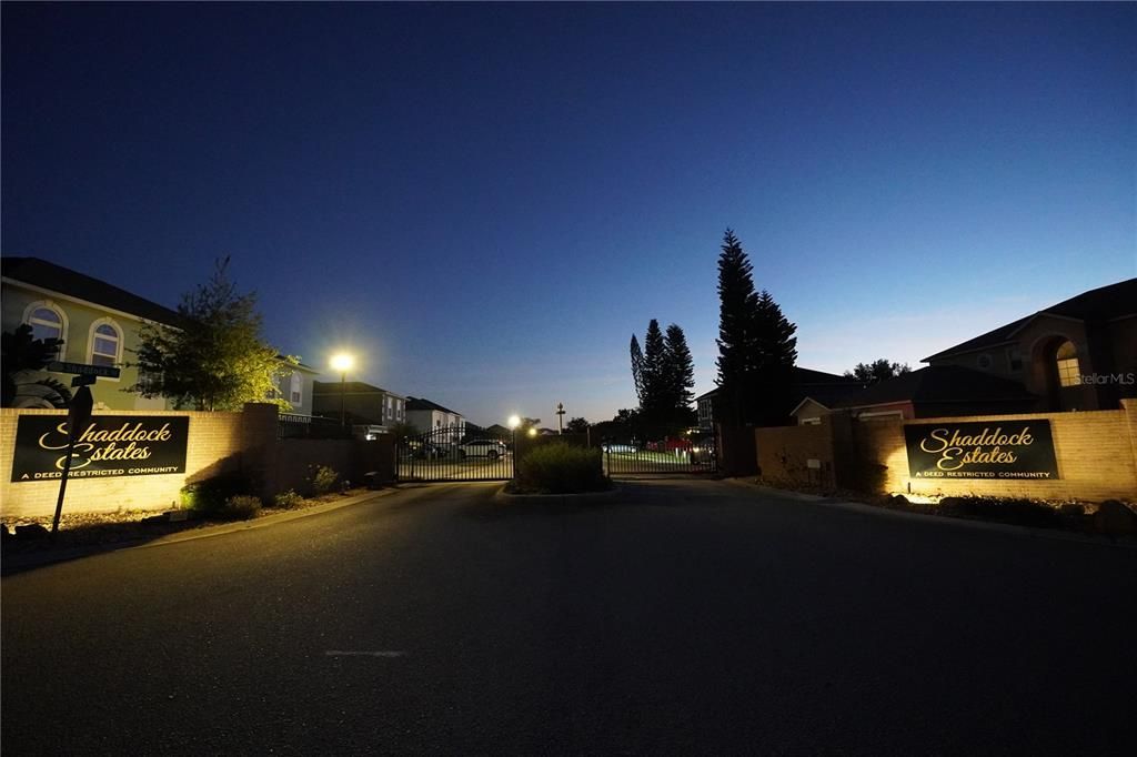 待售: $399,000 (4 贝兹, 2 浴室, 2824 平方英尺)