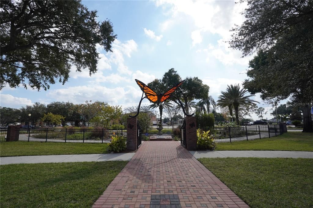 待售: $399,000 (4 贝兹, 2 浴室, 2824 平方英尺)