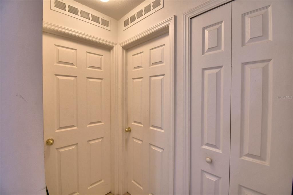 待售: $399,000 (4 贝兹, 2 浴室, 2824 平方英尺)