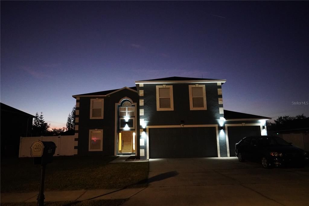 待售: $399,000 (4 贝兹, 2 浴室, 2824 平方英尺)