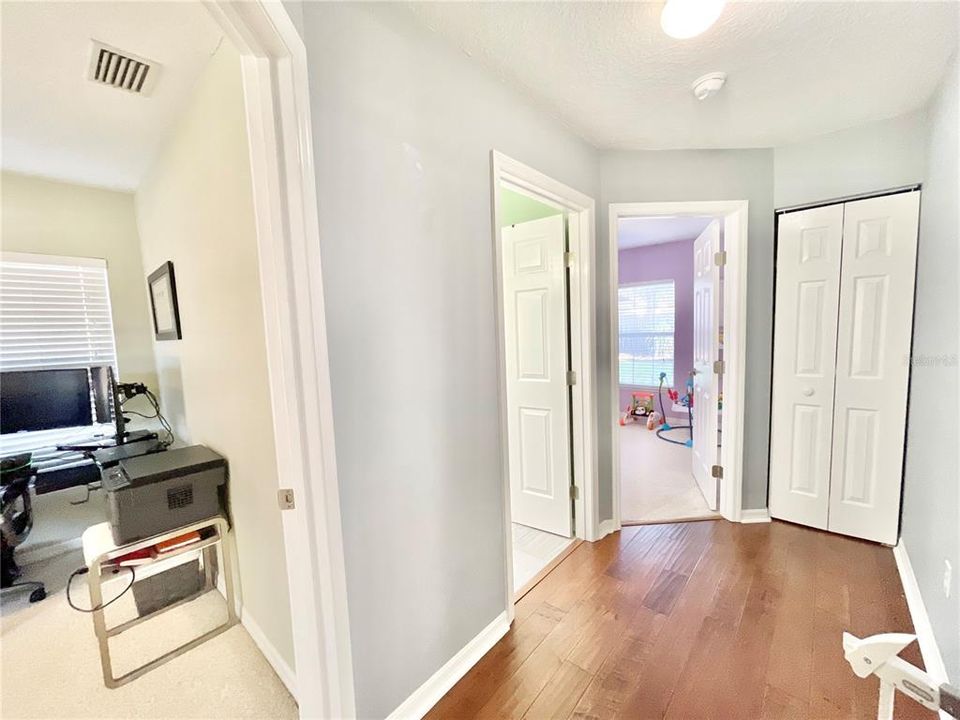 For Sale: $324,900 (3 beds, 2 baths, 1366 Square Feet)