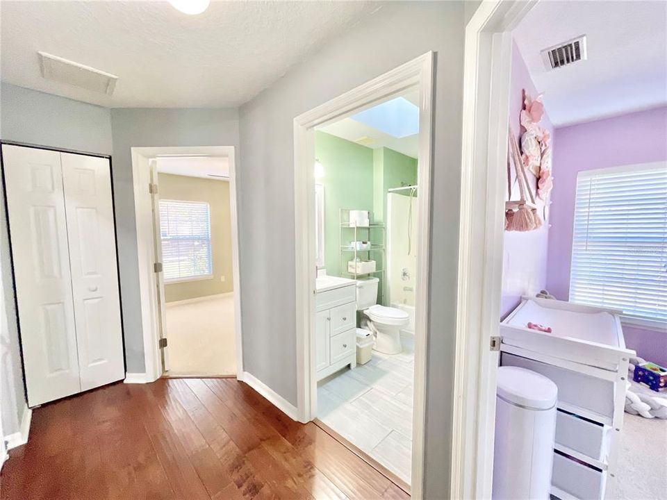 For Sale: $324,900 (3 beds, 2 baths, 1366 Square Feet)