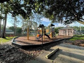 For Sale: $324,900 (3 beds, 2 baths, 1366 Square Feet)