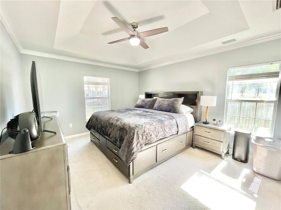 For Sale: $324,900 (3 beds, 2 baths, 1366 Square Feet)