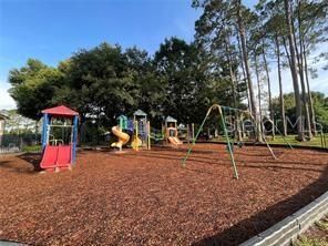 For Sale: $324,900 (3 beds, 2 baths, 1366 Square Feet)