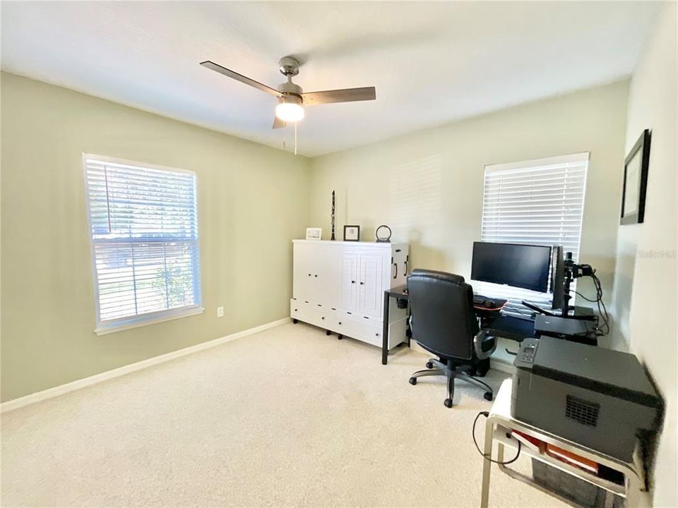 For Sale: $324,900 (3 beds, 2 baths, 1366 Square Feet)