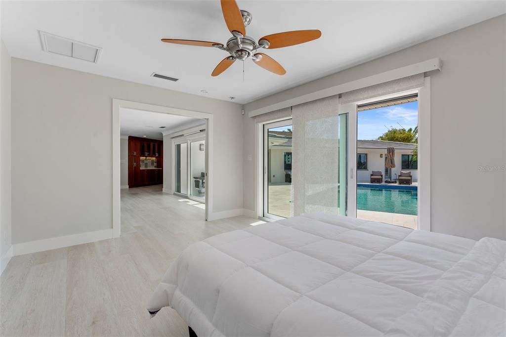 For Sale: $2,345,000 (4 beds, 3 baths, 2494 Square Feet)