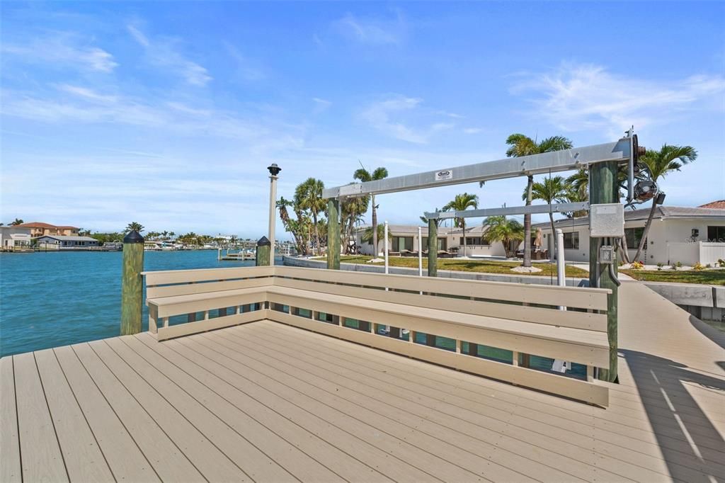 For Sale: $2,345,000 (4 beds, 3 baths, 2494 Square Feet)