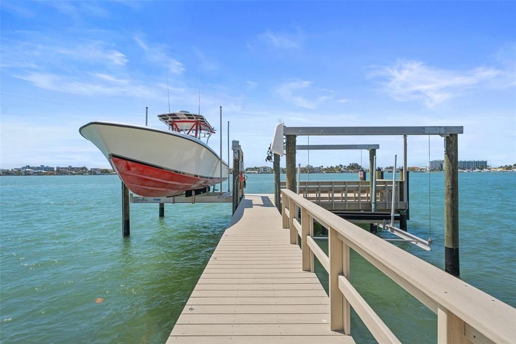 For Sale: $2,345,000 (4 beds, 3 baths, 2494 Square Feet)