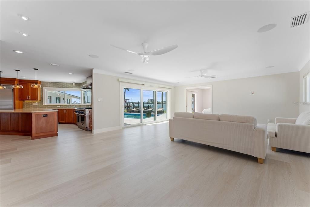 For Sale: $2,345,000 (4 beds, 3 baths, 2494 Square Feet)