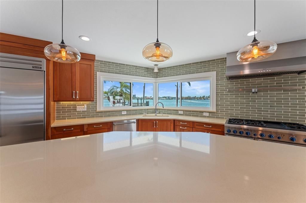 For Sale: $2,345,000 (4 beds, 3 baths, 2494 Square Feet)