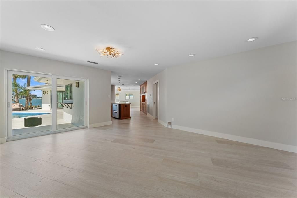 For Sale: $2,345,000 (4 beds, 3 baths, 2494 Square Feet)