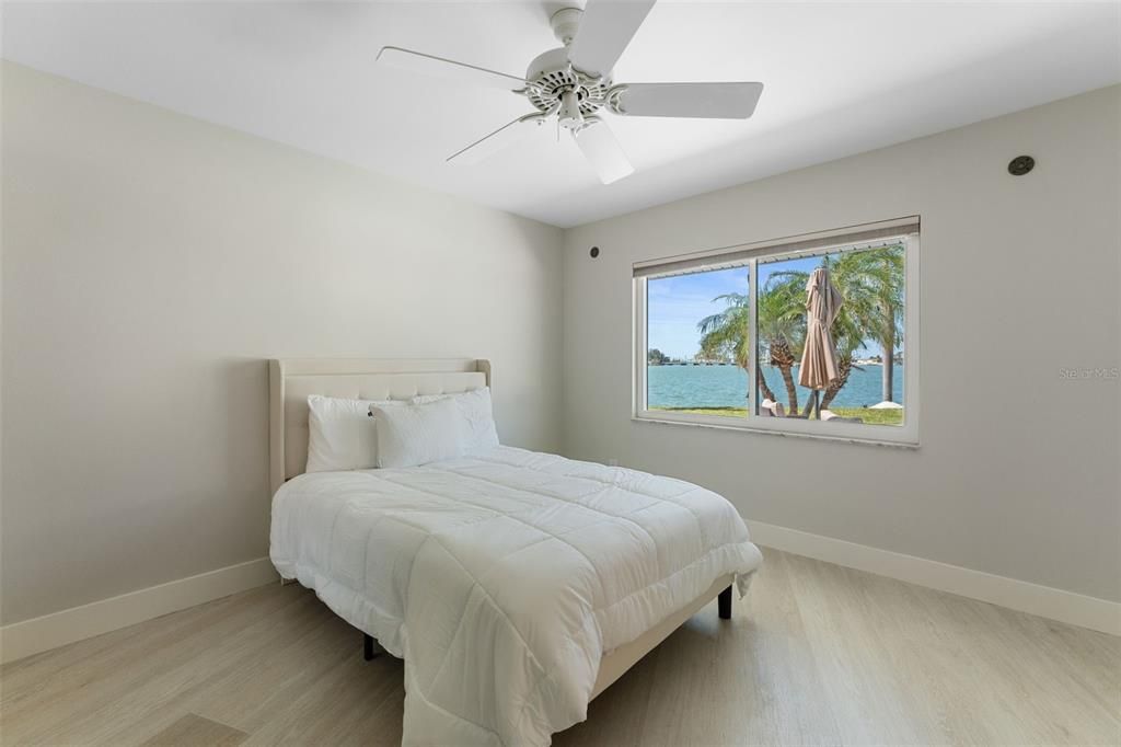 For Sale: $2,345,000 (4 beds, 3 baths, 2494 Square Feet)