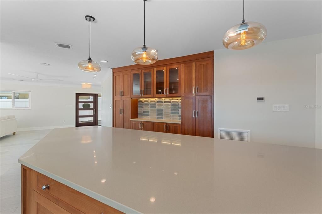 For Sale: $2,345,000 (4 beds, 3 baths, 2494 Square Feet)