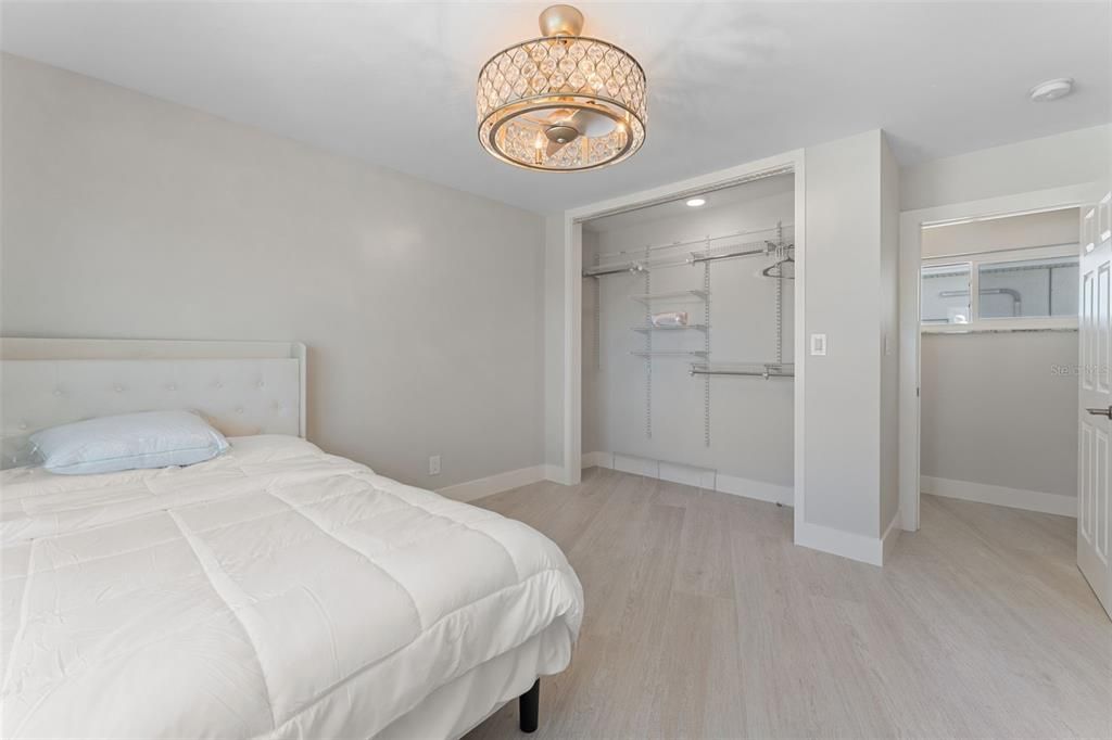 For Sale: $2,345,000 (4 beds, 3 baths, 2494 Square Feet)