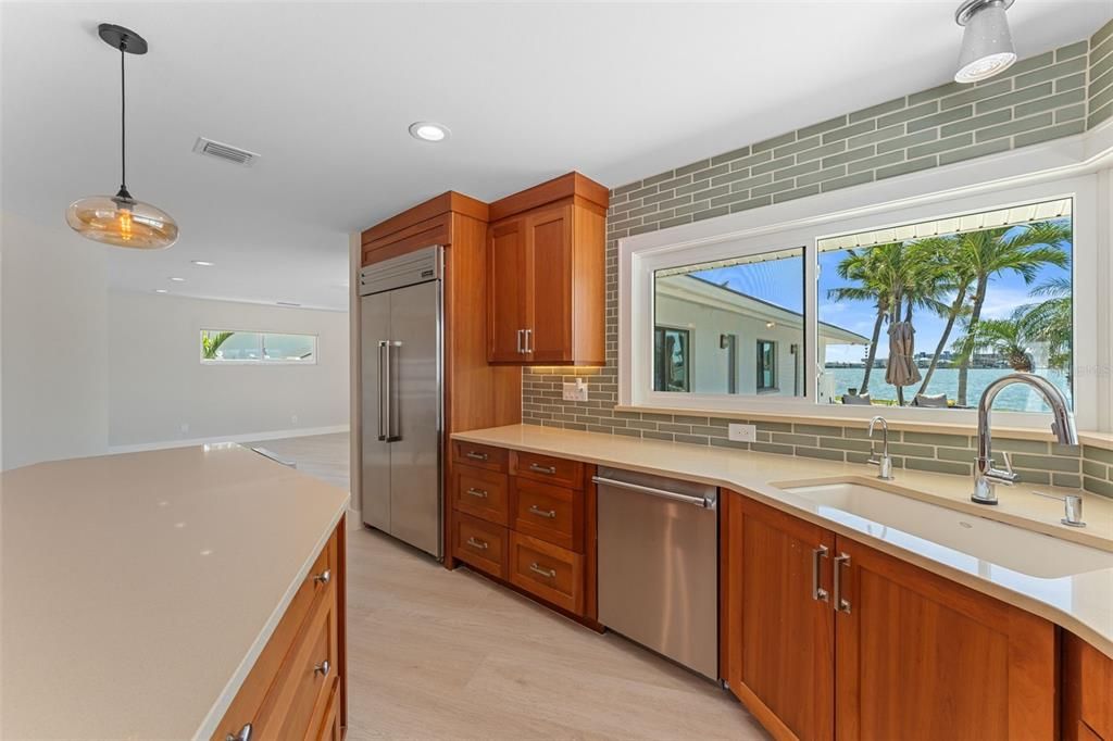 For Sale: $2,345,000 (4 beds, 3 baths, 2494 Square Feet)