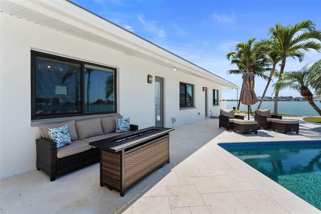 For Sale: $2,345,000 (4 beds, 3 baths, 2494 Square Feet)