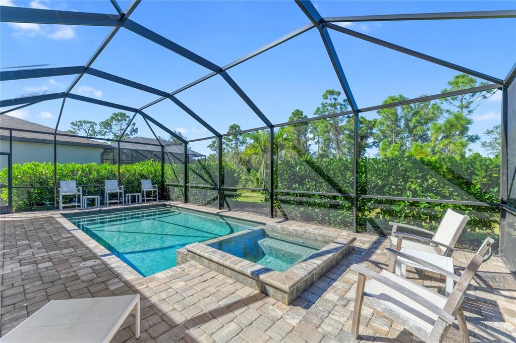 For Sale: $570,000 (4 beds, 3 baths, 2611 Square Feet)