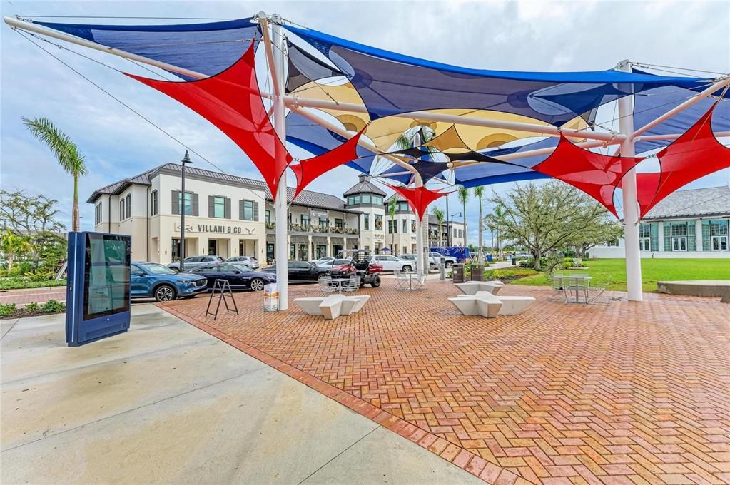 For Sale: $570,000 (4 beds, 3 baths, 2611 Square Feet)