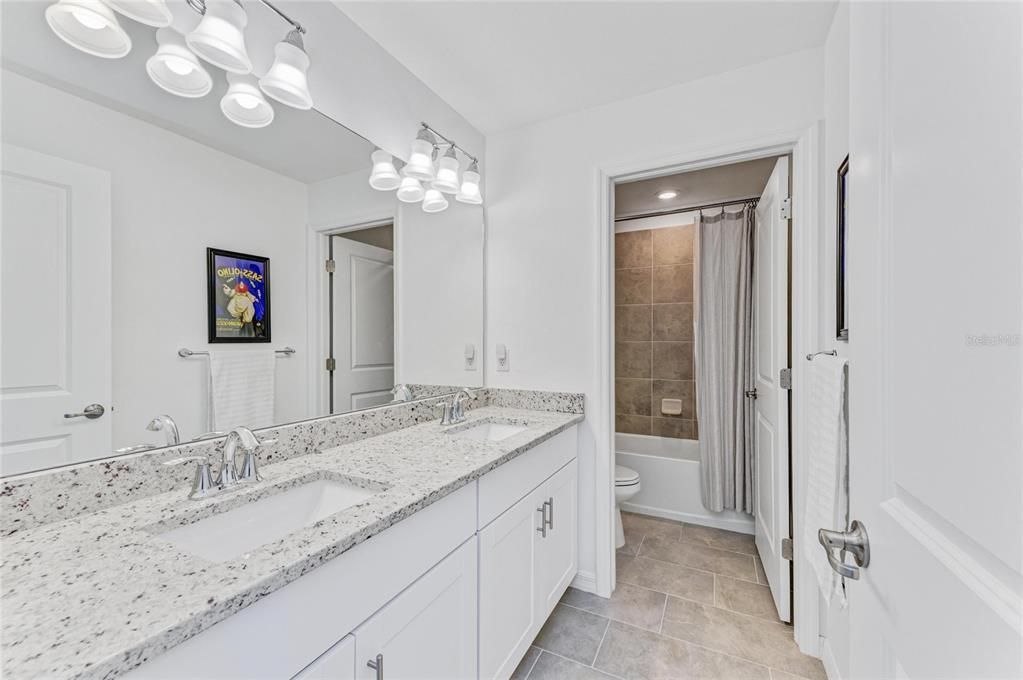 For Sale: $570,000 (4 beds, 3 baths, 2611 Square Feet)