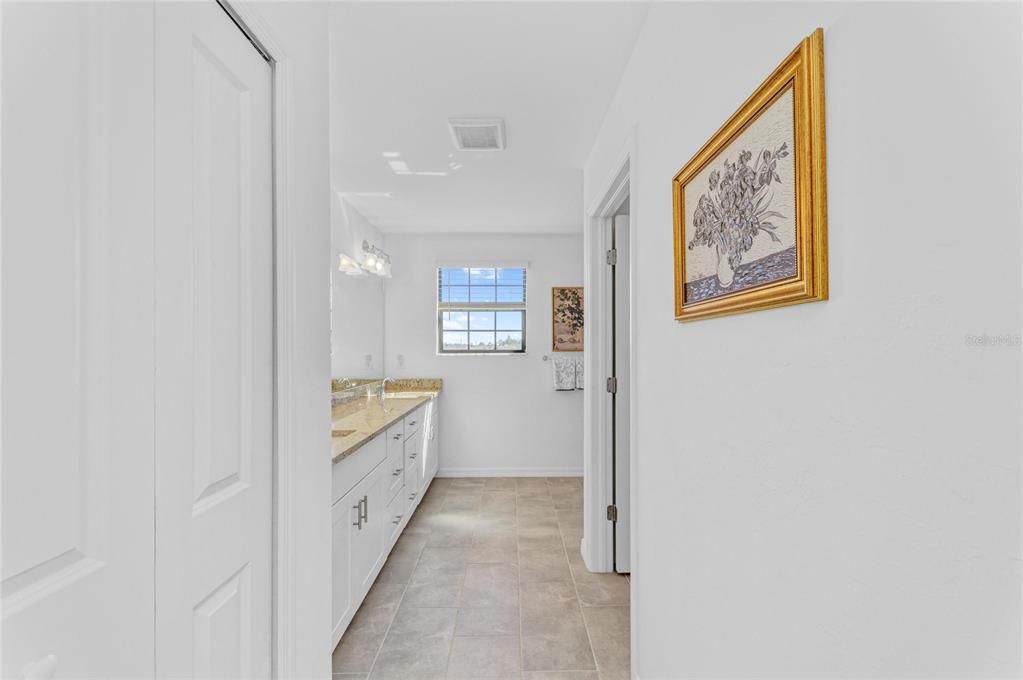 For Sale: $570,000 (4 beds, 3 baths, 2611 Square Feet)