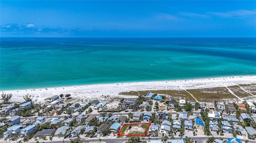 For Sale: $2,200,000 (0.25 acres)