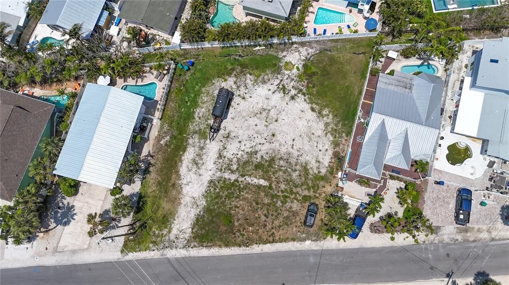 For Sale: $2,200,000 (0.25 acres)