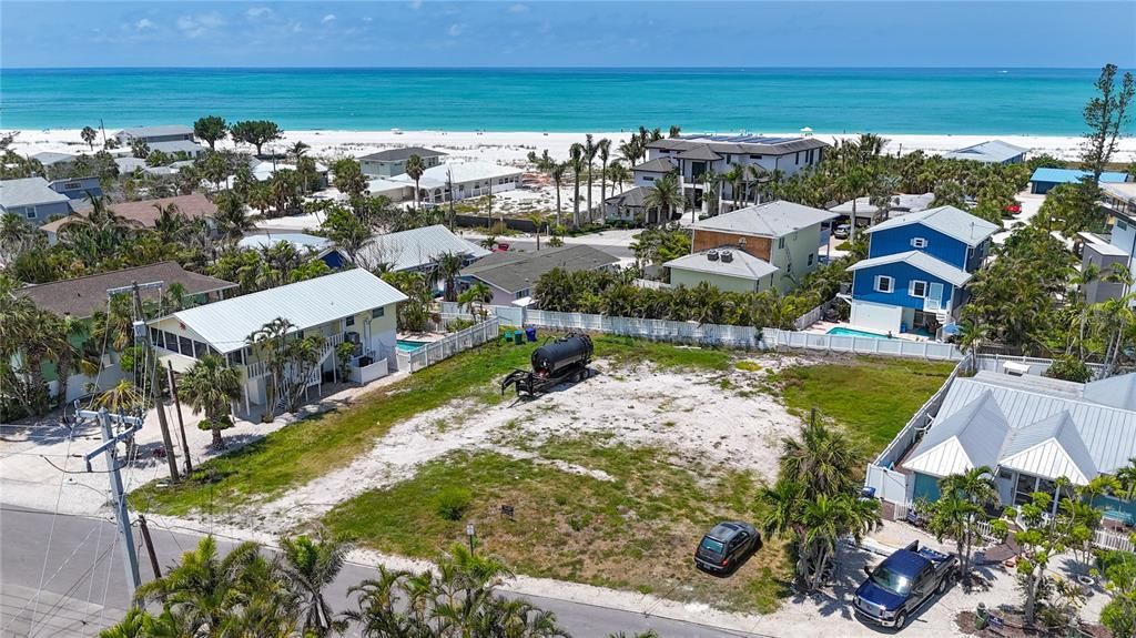 For Sale: $2,200,000 (0.25 acres)