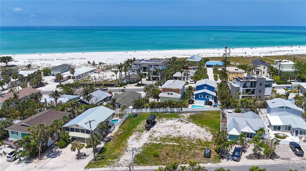 For Sale: $2,200,000 (0.25 acres)