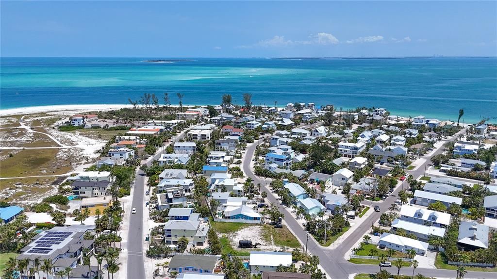 For Sale: $2,200,000 (0.25 acres)