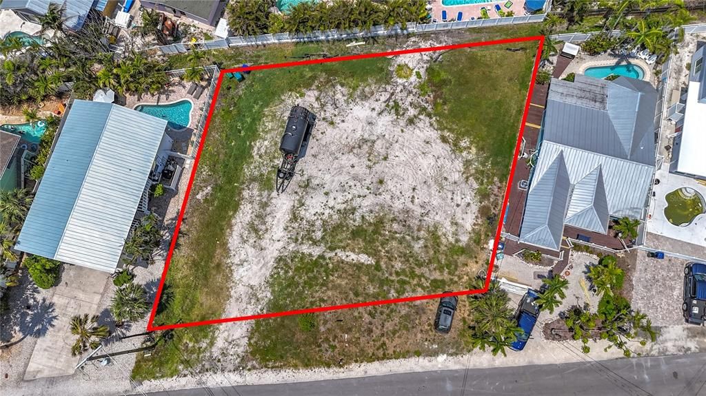 For Sale: $2,200,000 (0.25 acres)