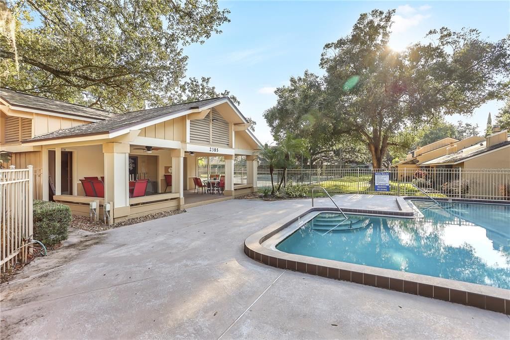 Activo con contrato: $340,000 (3 camas, 2 baños, 1343 Pies cuadrados)