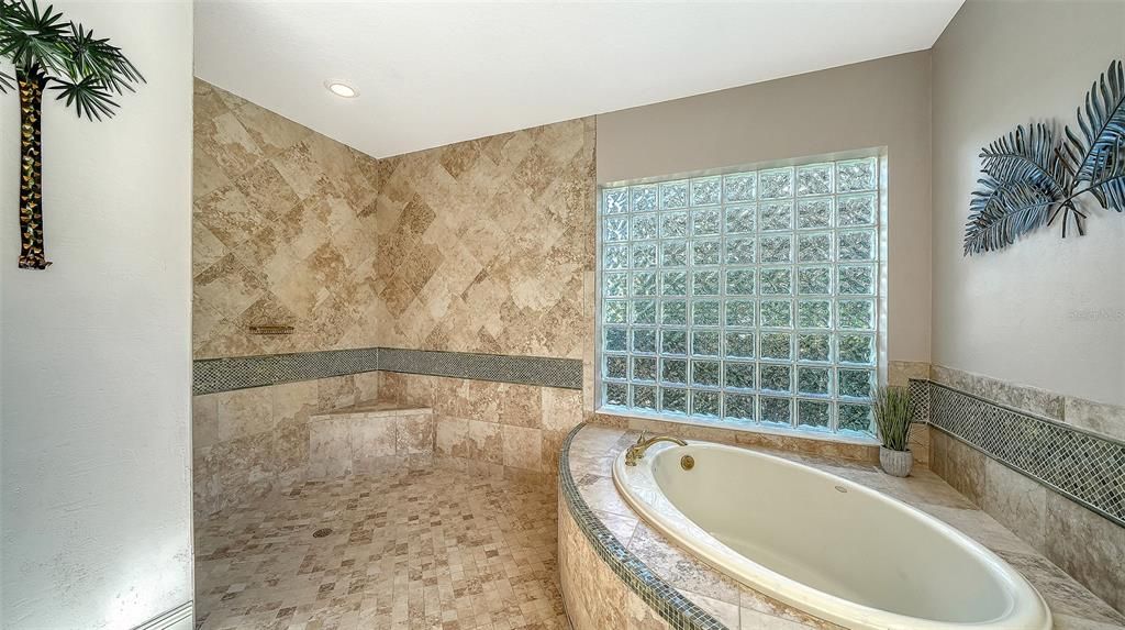 For Sale: $1,550,000 (4 beds, 3 baths, 3851 Square Feet)