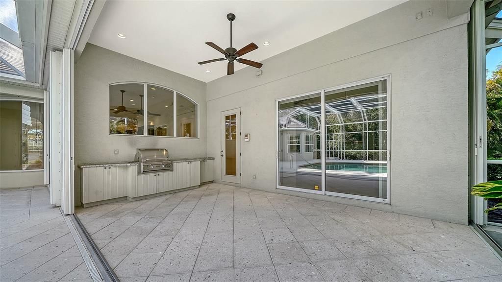 For Sale: $1,550,000 (4 beds, 3 baths, 3851 Square Feet)