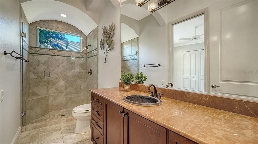 For Sale: $1,550,000 (4 beds, 3 baths, 3851 Square Feet)