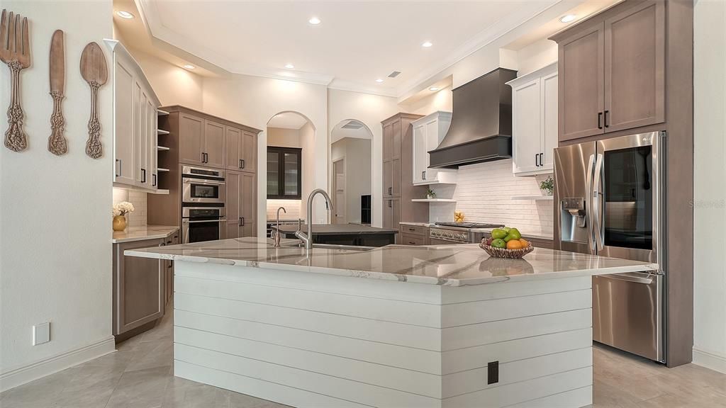 For Sale: $1,550,000 (4 beds, 3 baths, 3851 Square Feet)