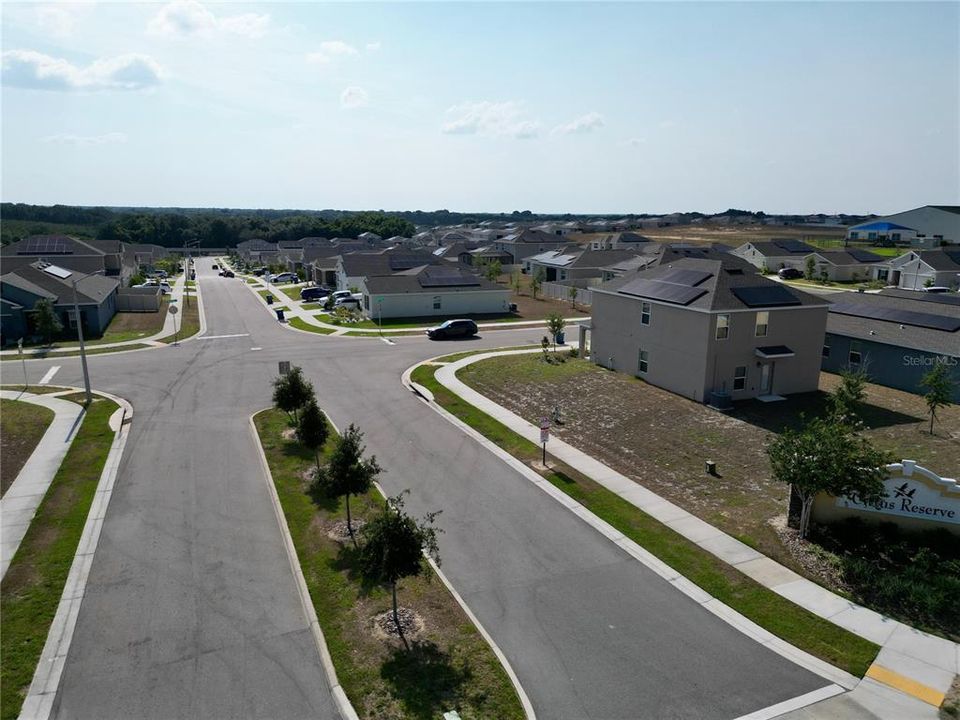 Active With Contract: $2,300 (4 beds, 2 baths, 1848 Square Feet)