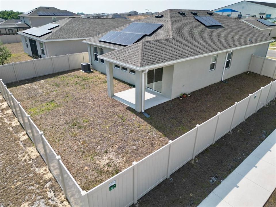 Active With Contract: $2,300 (4 beds, 2 baths, 1848 Square Feet)